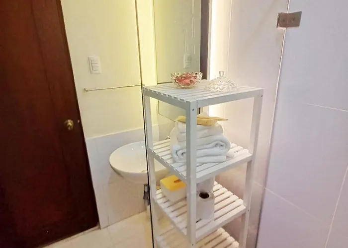 Casa Rosie In Seibu Tower - Homey 1br Near Bgc High Street * Manila