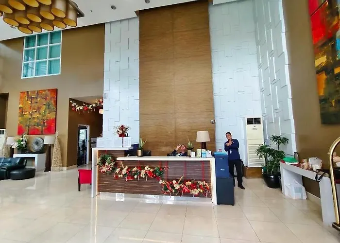 Casa Rosie In Seibu Tower - Homey 1br Near Bgc High Street Apartment *
