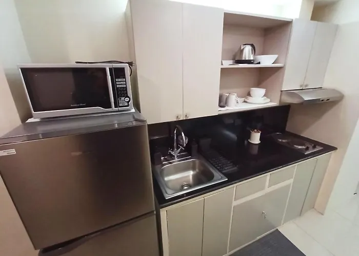 Casa Rosie In Seibu Tower - Homey 1br Near Bgc High Street Manila
