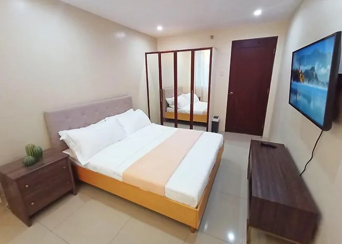 Casa Rosie In Seibu Tower - Homey 1br Near Bgc High Street Apartment *